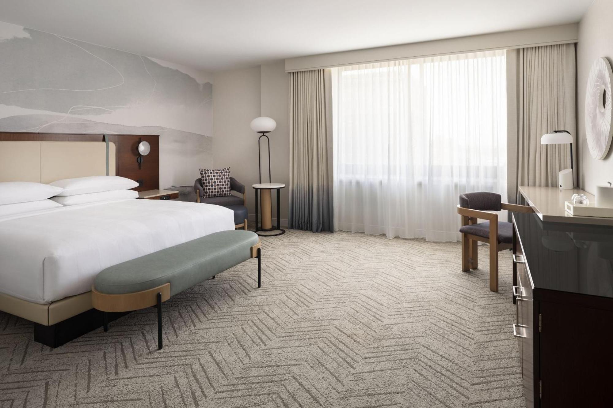Marriott Long Beach Downtown Exterior photo