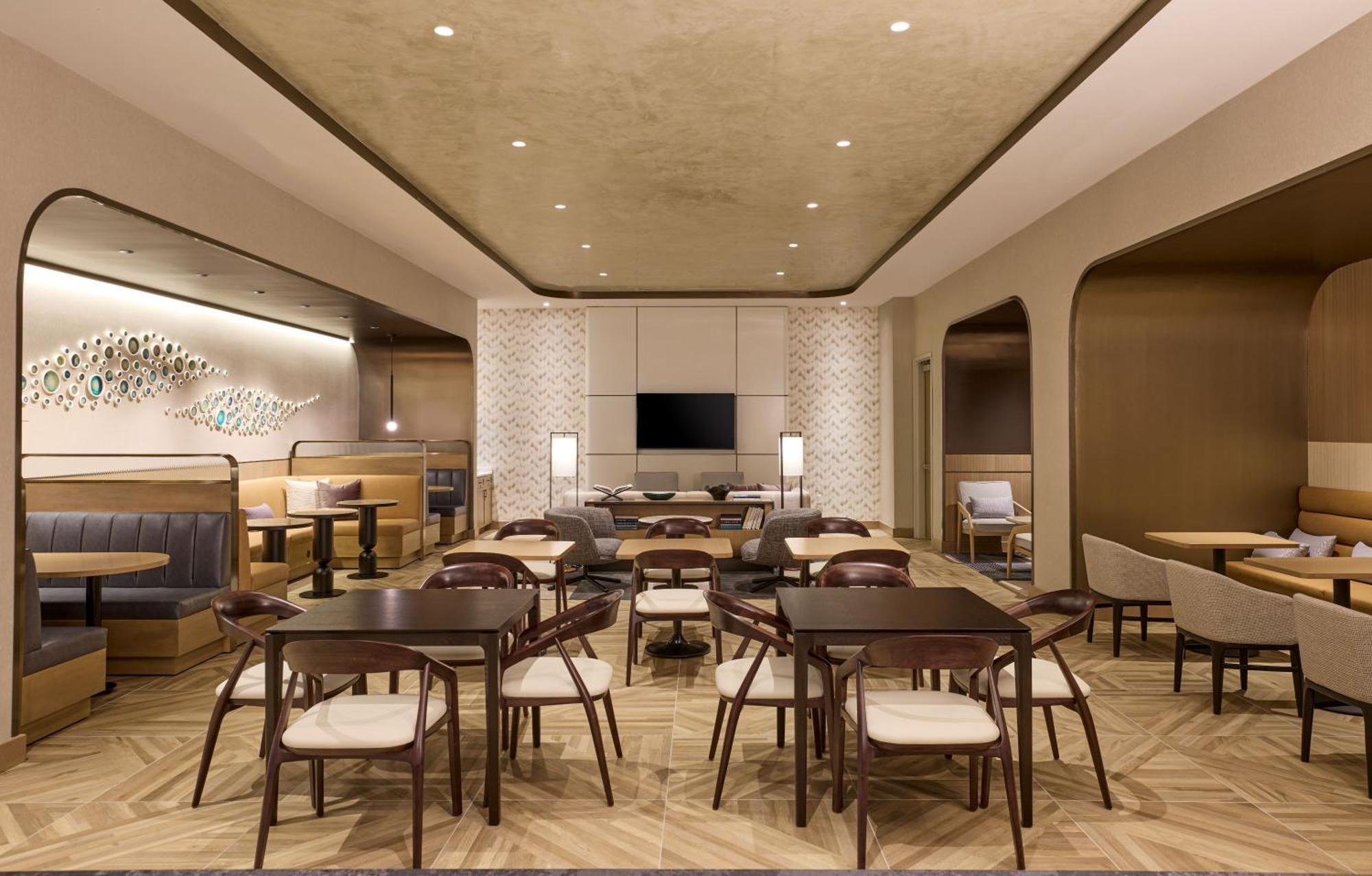 Marriott Long Beach Downtown Exterior photo