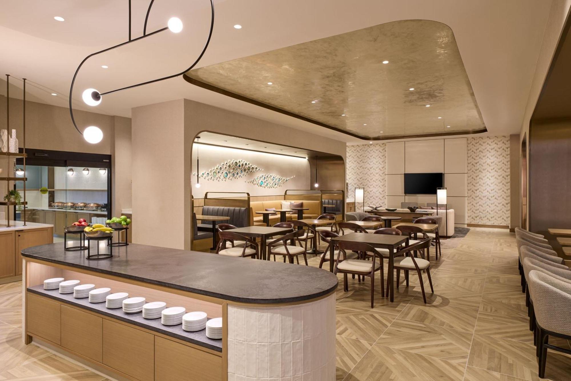 Marriott Long Beach Downtown Exterior photo