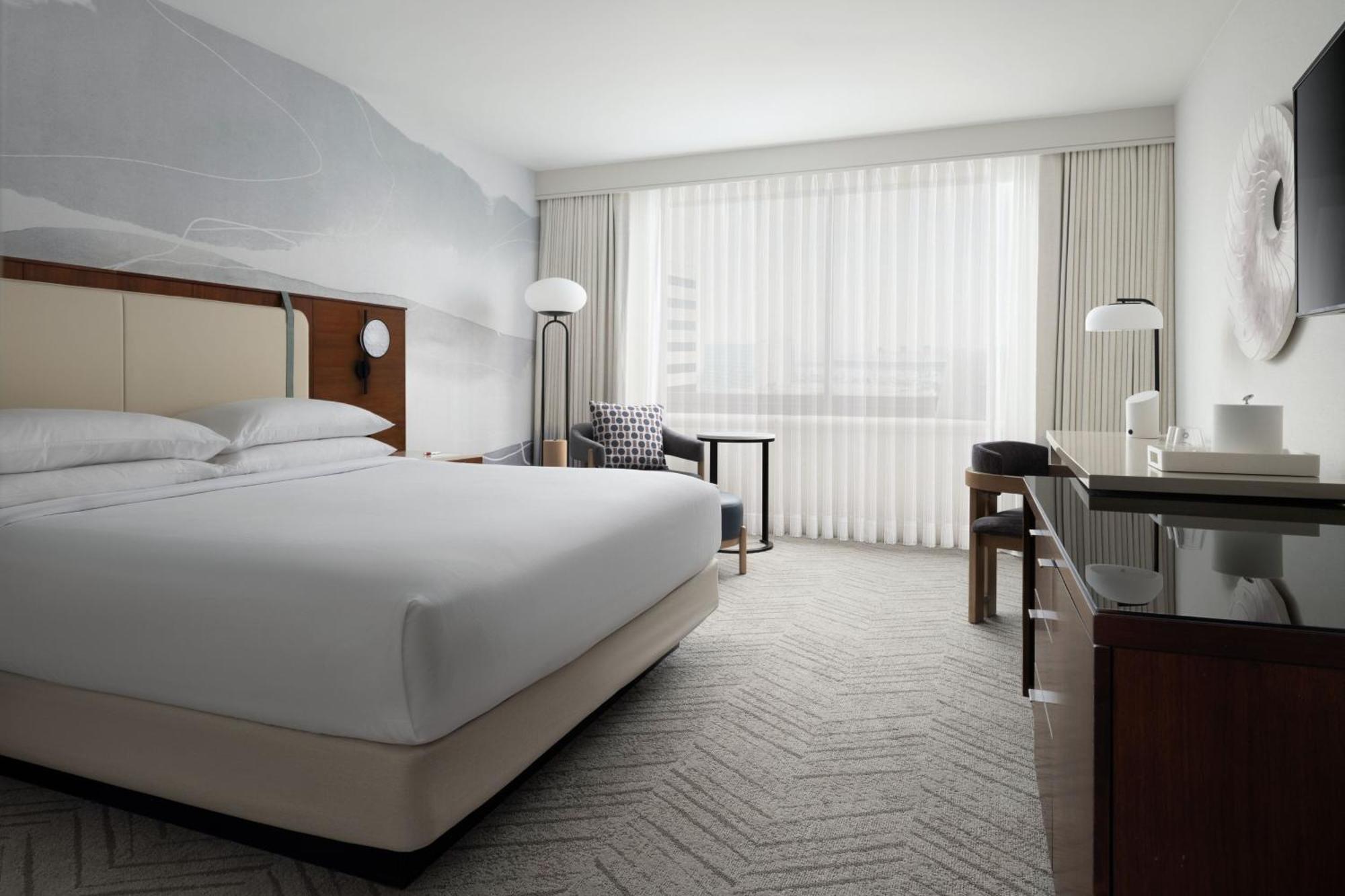 Marriott Long Beach Downtown Exterior photo