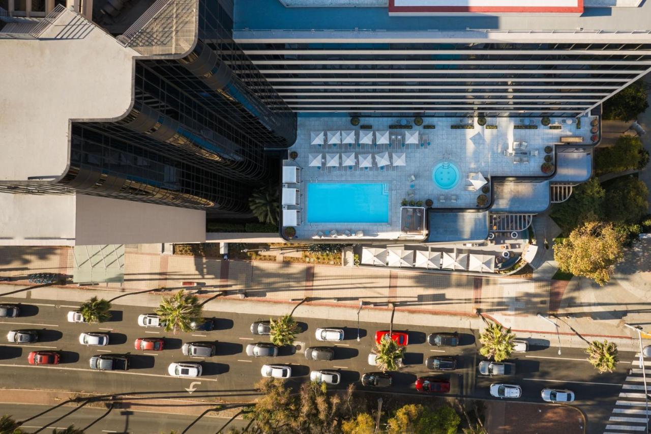 Marriott Long Beach Downtown Exterior photo